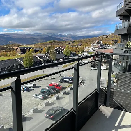 Riddertunets Utsikt Til Slettefjell *