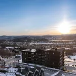 Riddertunets Utsikt Til Slettefjell *