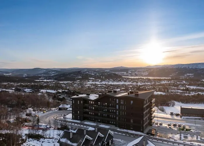 Riddertunets Utsikt Til Slettefjell *